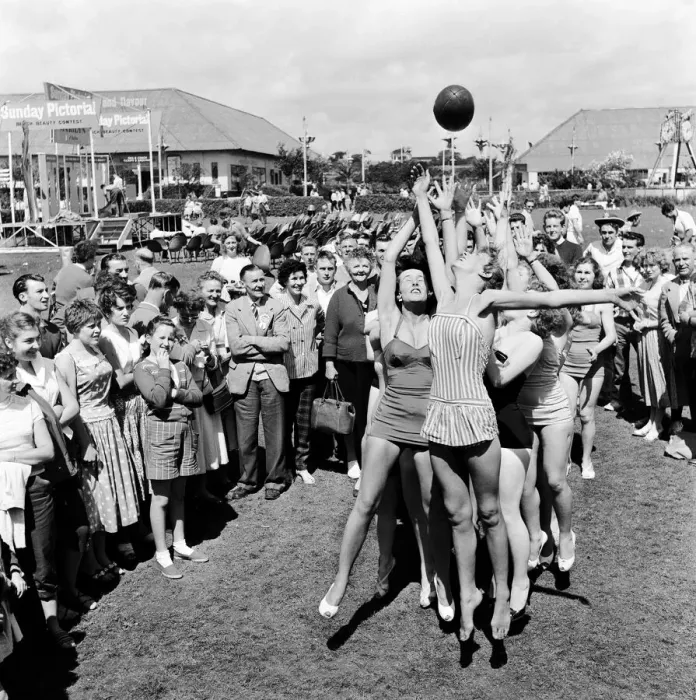 Framed Print : Sunday Pictorial Beach Contest at Butlins Holiday camp in Pwllheli, north Wales