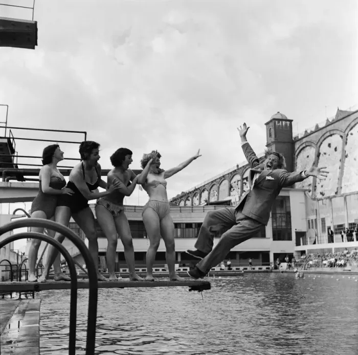 Framed Print : Sunday Pictorial Pictorial Beach Contest at Ramsgate. Four women pushing a man in