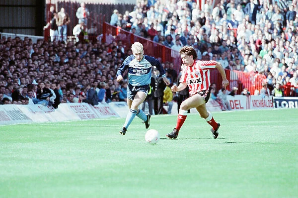 Sunderland 2-1 Middlesbrough, Division Two league match at Roker Park