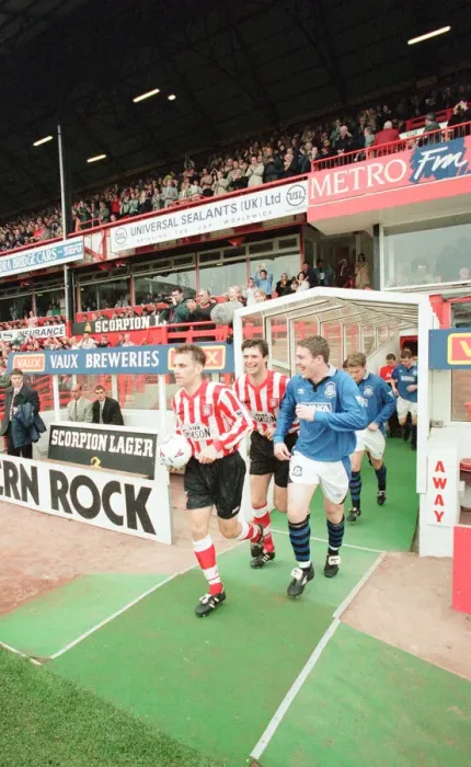 Framed Print : Sunderland 3-0 Everton, Premier league match at Roker Park Framed Print : Sunderland 3-0 Everton, Premier league match at Roker Park