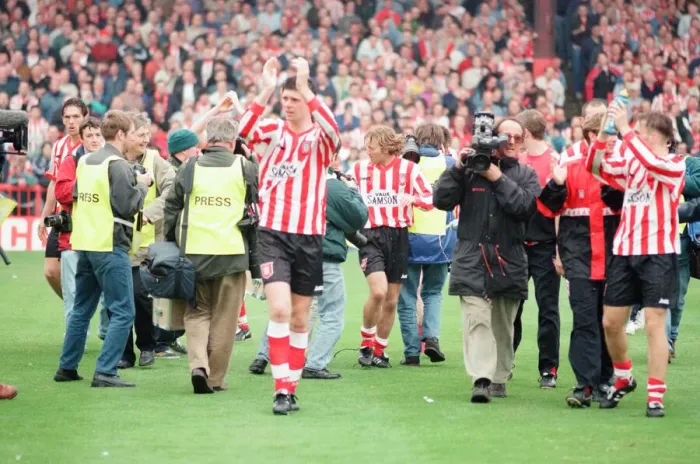 Framed Print : Sunderland 3-0 Everton, Premier league match at Roker Park Framed Print : Sunderland 3-0 Everton, Premier league match at Roker Park
