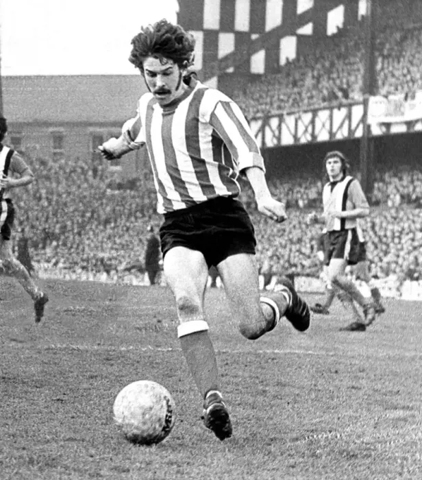 Framed Print : Sunderland Associated Football Club - Bobby Kerr in action 1 April 1973 Framed Print : Sunderland Associated Football Club - Bobby Kerr in action 1 April 1973
