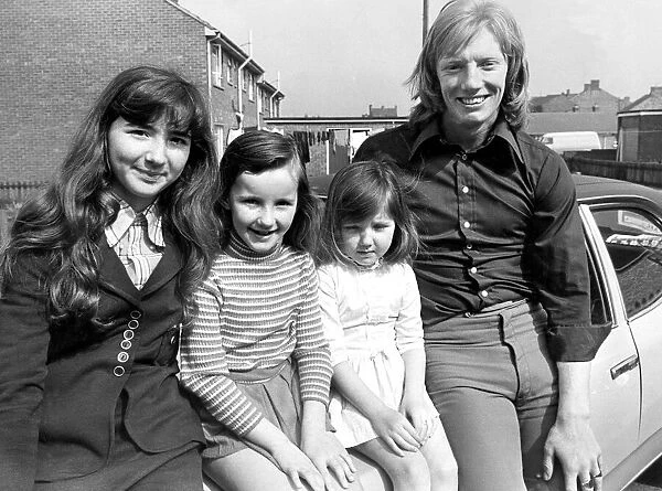 Sunderland Associated Football Club - Footballer Mick Horswill pictured with his sisters