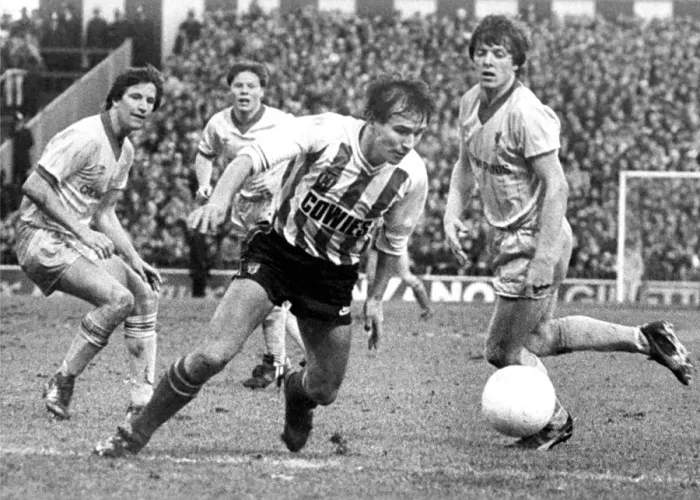 Framed Print : Sunderland Associated Football Club - Gary Rowell 4 February 1984