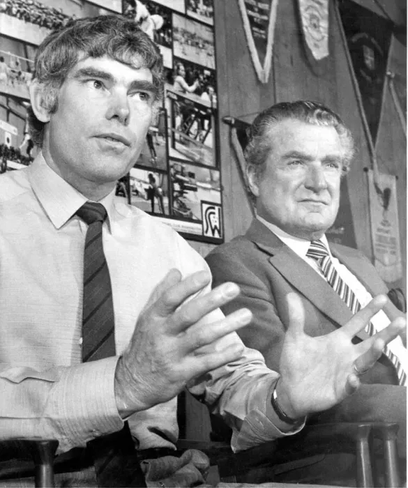Framed Print : Sunderland Associated Football Club - Len Ashurst and chairman Tom Cowie at a press Framed Print : Sunderland Associated Football Club - Len Ashurst and chairman Tom Cowie at a press