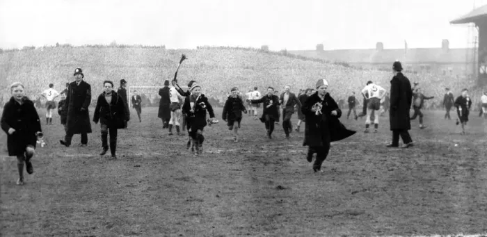 Framed Print : Sunderland Associated Football Club - Sunderland Fans invade the pitch after their team Framed Print : Sunderland Associated Football Club - Sunderland Fans invade the pitch after their team