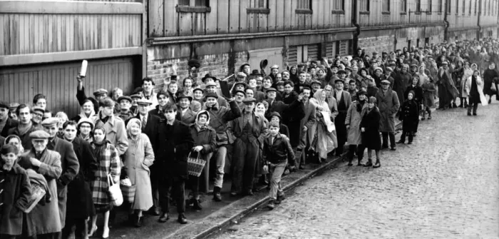 Framed Print : Sunderland Associated Football Club - Sunderland fans queue for tickets for the FA Cup Framed Print : Sunderland Associated Football Club - Sunderland fans queue for tickets for the FA Cup