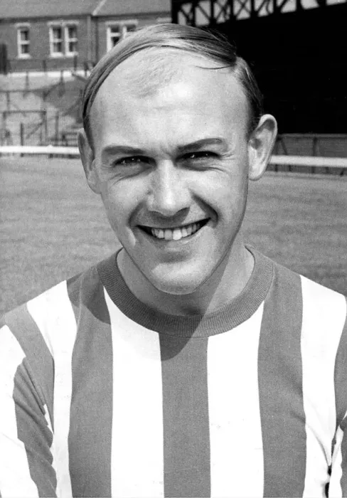 Framed Print : Sunderland Associated Football Club - Sunderland player Cecil Irwin. 9th July 1968 Framed Print : Sunderland Associated Football Club - Sunderland player Cecil Irwin. 9th July 1968