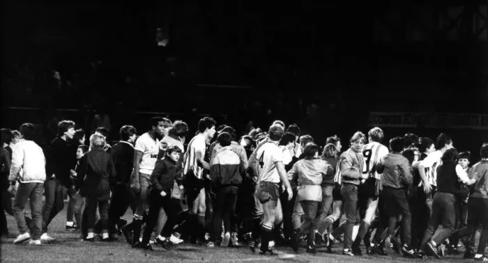 Framed Print : Sunderland Associated Football Club - The Sunderland run on the pitch when Sunderland