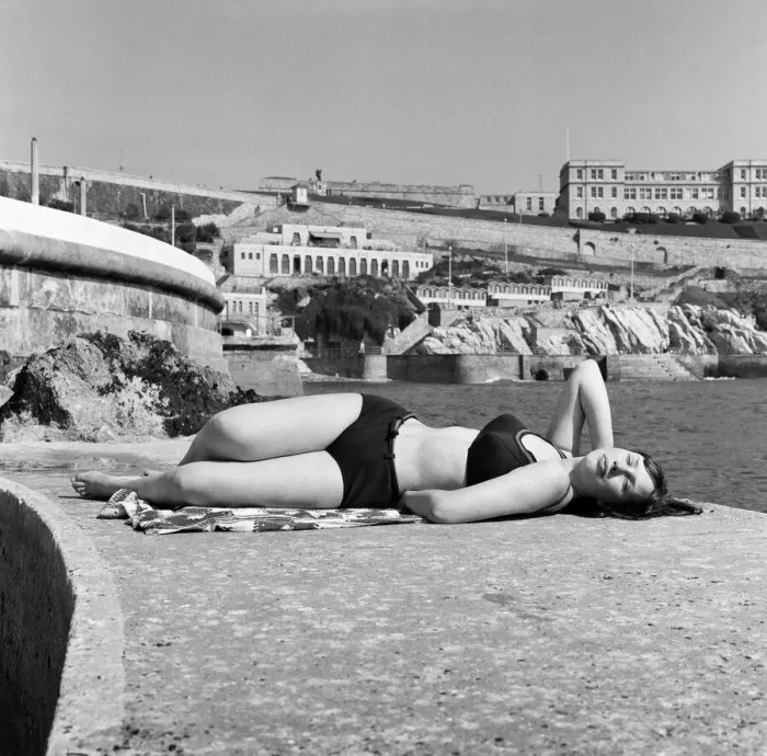 Framed Print : Sunshine as warm as summer shines in Plymouth, Devon. Schoolgirl Felicity Kutt, 15 Framed Print : Sunshine as warm as summer shines in Plymouth, Devon. Schoolgirl Felicity Kutt, 15