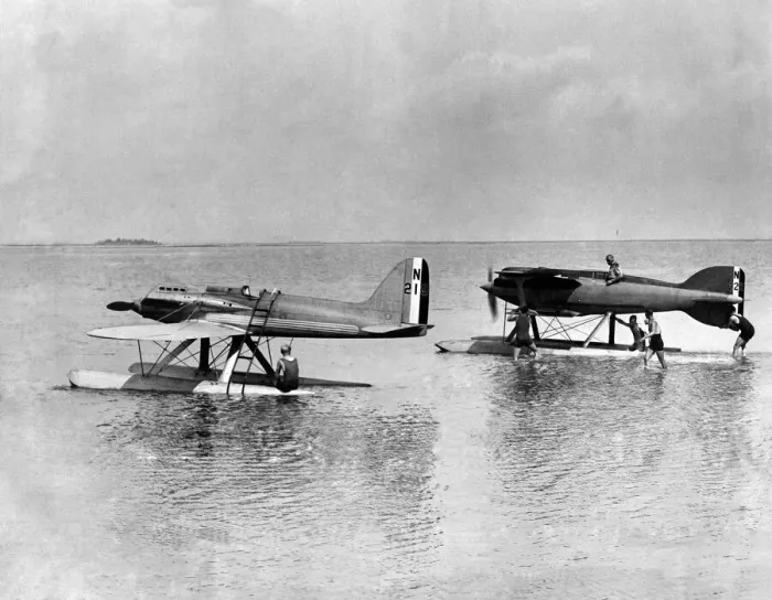 Framed Print : Supermarine Napier & Gloria Naries IV during the Schneider trophy race