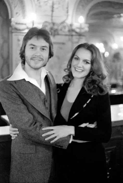 Framed Print : Superstar notches up 1000 performances at the Palace theatre Framed Print : Superstar notches up 1000 performances at the Palace theatre