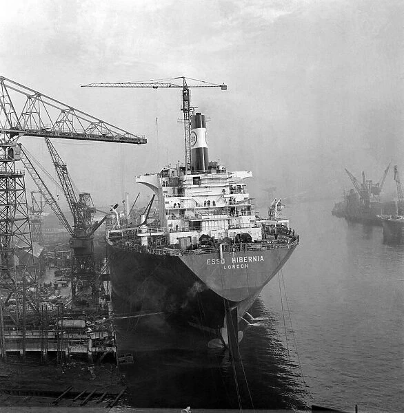 The supertanker Esso Hibernia being fitted out after her launch on the River Tyne at Swan