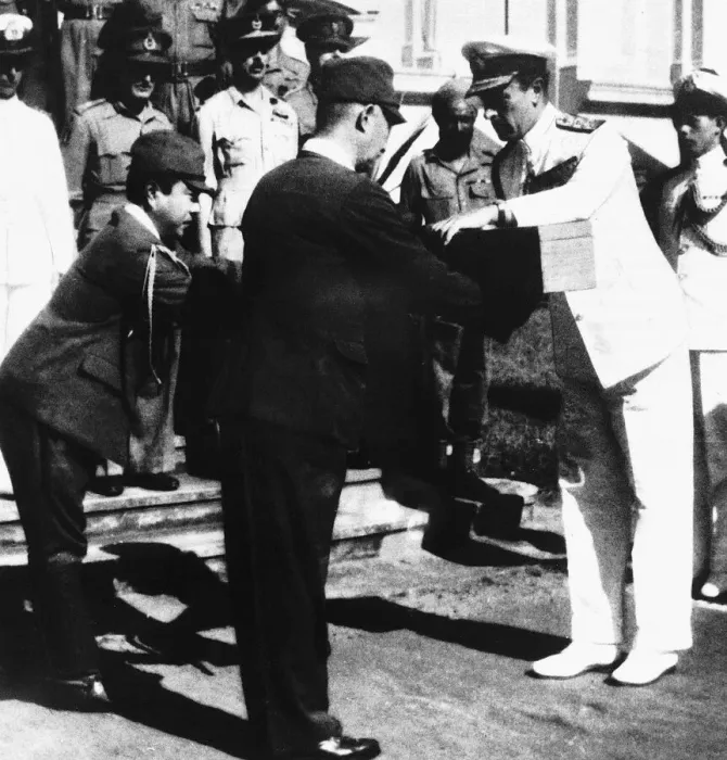 Framed Print : Supreme Allied Commander Earl Lord Mountbatten accepts the japanese surrender Framed Print : Supreme Allied Commander Earl Lord Mountbatten accepts the japanese surrender