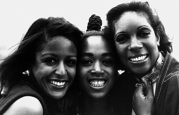 The Supremes May 1976 the pop group welcome new member Susaye Green they have just