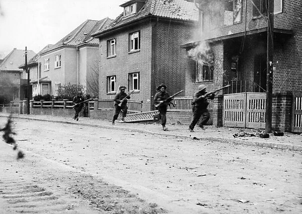 After surrounding the town of Uelzen troops of the 15th Scottish Division cleared it