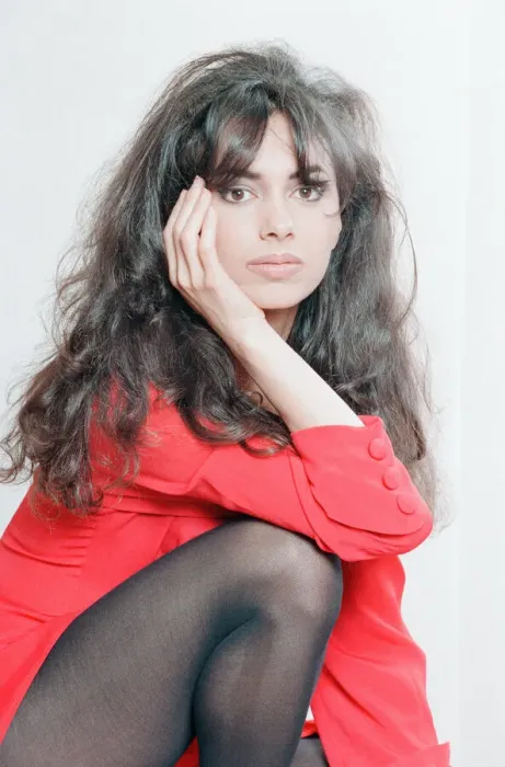 Framed Print : Susanna Hoffs, american singer, guitarist and actress, Studio Pix, London
