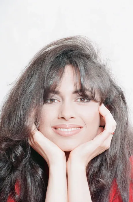 Framed Print : Susanna Hoffs, american singer, guitarist and actress, Studio Pix, London Framed Print : Susanna Hoffs, american singer, guitarist and actress, Studio Pix, London
