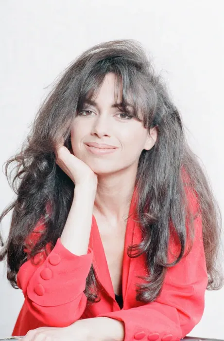 Framed Print : Susanna Hoffs, american singer, guitarist and actress, Studio Pix, London Framed Print : Susanna Hoffs, american singer, guitarist and actress, Studio Pix, London