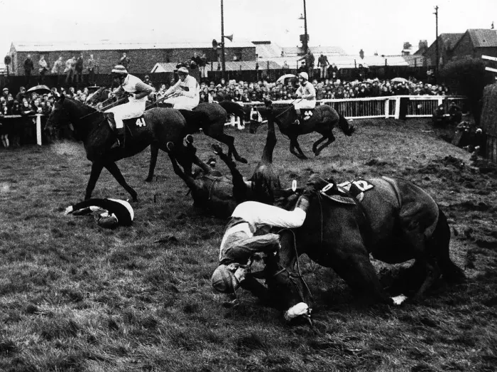 Framed Print : Swan Shot and Pat McCarron fall at Bechers Brook 1972 (12)