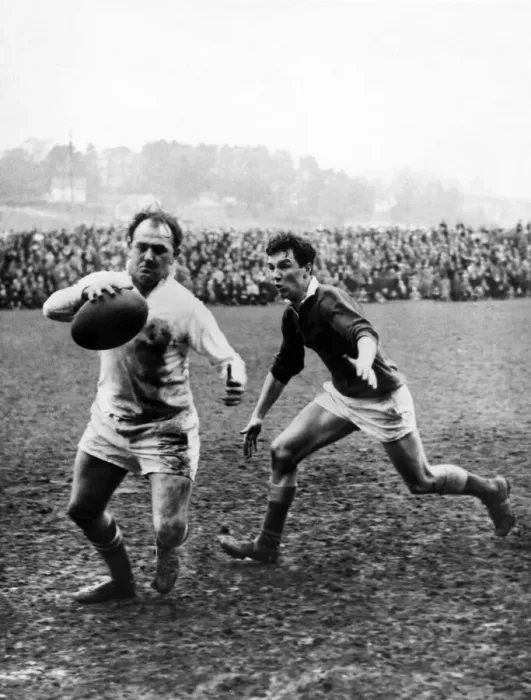 Framed Print : Swansea captain Clive Rowlands in action during the rugby union match against Llanelli Framed Print : Swansea captain Clive Rowlands in action during the rugby union match against Llanelli