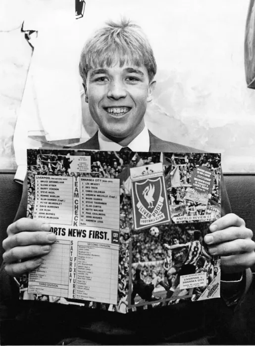 Framed Print : Swansea City footballer Andy Legg holding a football programme ahead of his side