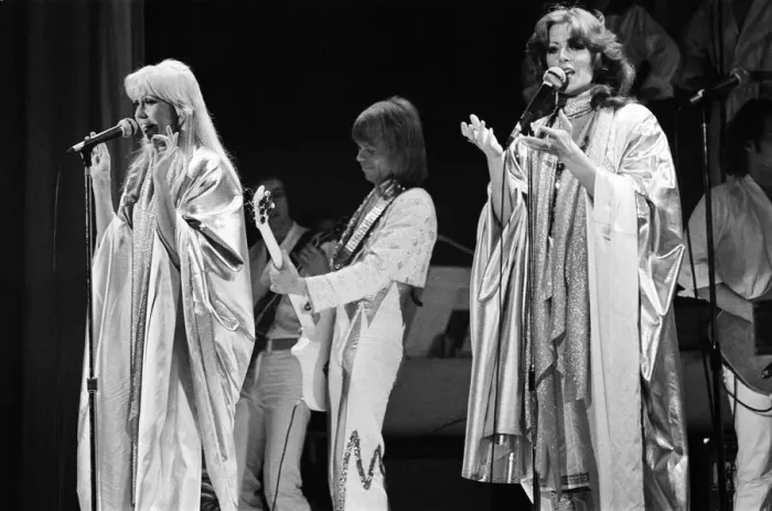 Framed Print : Swedish pop group ABBA consisting of Agnetha Faltskog, Bjorn Ulvaeus, Benny Andersson and Anni-Frid Lyngstad, pictured performing in Birmingham during their Second tour. 10th February 1977 Framed Print : Swedish pop group ABBA consisting of Agnetha Faltskog, Bjorn Ulvaeus, Benny Andersson and Anni-Frid Lyngstad, pictured performing in Birmingham during their Second tour. 10th February 1977