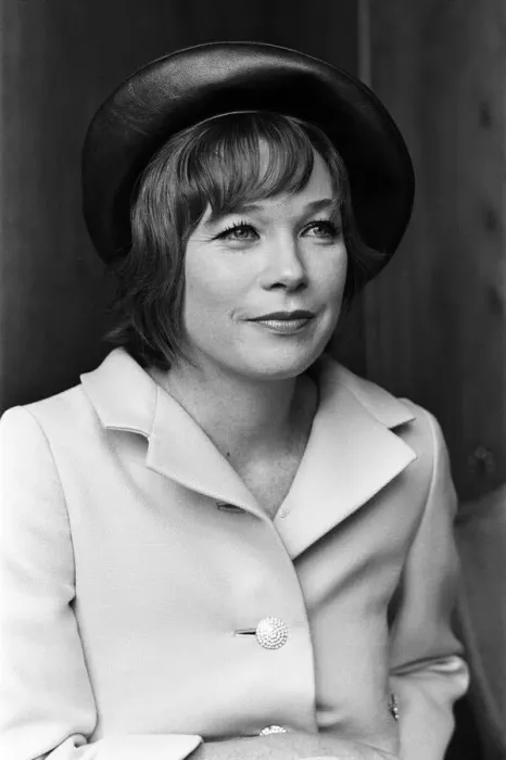 Framed Print : Sweet Charity star Shirley MacLaine is in London for a short stay