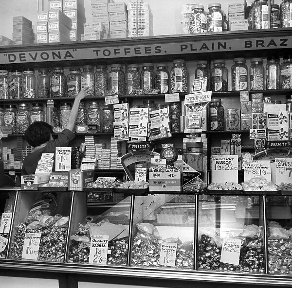 Sweetshops and shop assistants. 1960 A1204-009