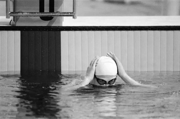 Framed Print : Swimmer Sharron Davies seen here training at the swimming pool before her heat in the 200 Framed Print : Swimmer Sharron Davies seen here training at the swimming pool before her heat in the 200