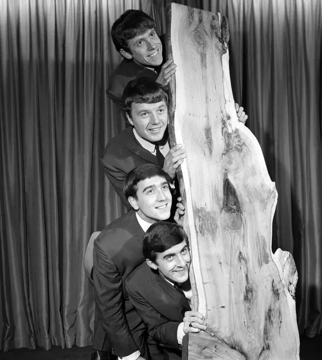 Framed Print : The Swinging Blue Jeans Pop Group Jan 1964 Ray Ennis, Ralph Ennis