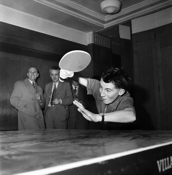 Table Tennis - Terry Densham. January 1953 D184