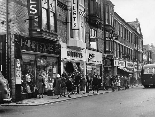 Taff Street, the main shopping street, Pontypridd. 27th April 1967