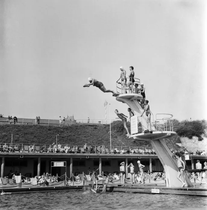 Framed Print : Taking The Plunge... 75 year old Molly Pendleton diving from a 16ft. 6in diving board Framed Print : Taking The Plunge... 75 year old Molly Pendleton diving from a 16ft. 6in diving board