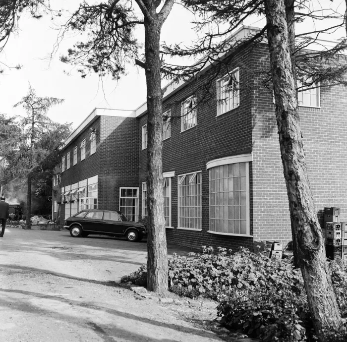 Framed Print : Tall Trees Hotel and Nightclub in Yarm. 1971 Framed Print : Tall Trees Hotel and Nightclub in Yarm. 1971