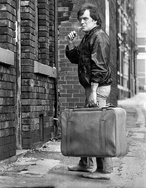 Bill Tarmey - On The Move to Number Nine Coronation Street. June 1983 P009793