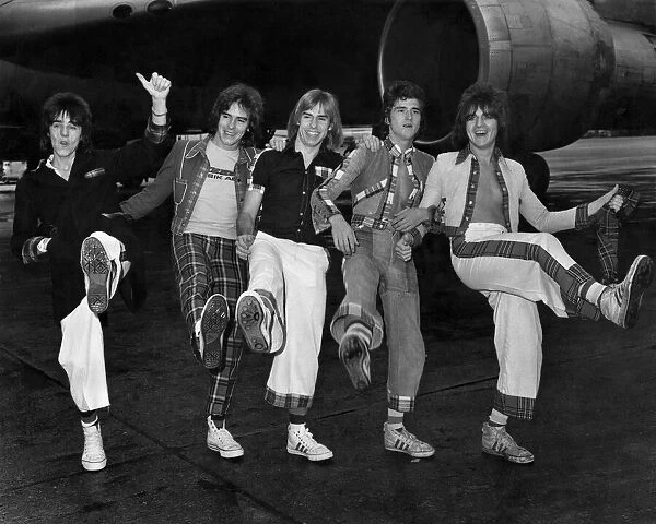 Tartan Superstars 'The bay city rollers'left Heathrow Airport today for New