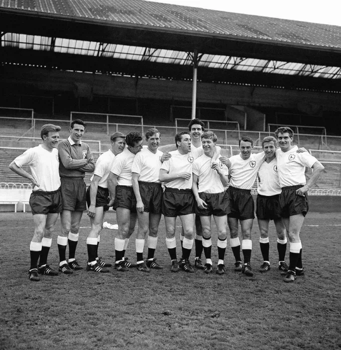 Framed Print : Team group shot of Tottenham Hotspur 1962. Peter Baker Les Alan Maurice Norman
