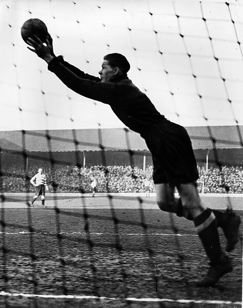 Ted Ditchburn the Spurs goalkeeper chosen to play for England. Circa 1948