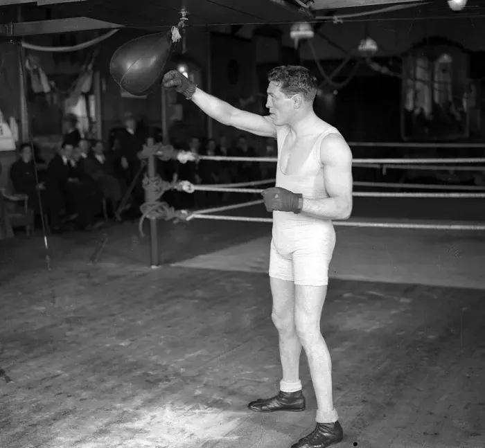 Framed Print : Ted Kid'Lewis May 1922 in training for a fight with George Carpentier Framed Print : Ted Kid'Lewis May 1922 in training for a fight with George Carpentier