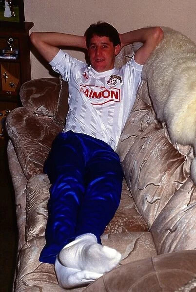 Ted McMinn relaxing at home September 1986