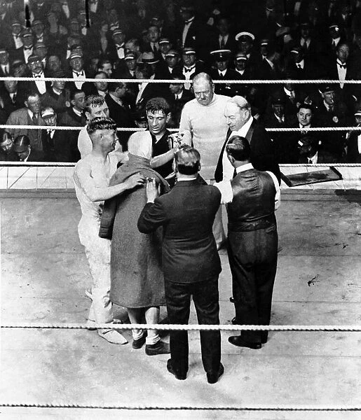 Teddy Baldock Boxer receiving belt from Lord Lonsdale - 16th May 1929