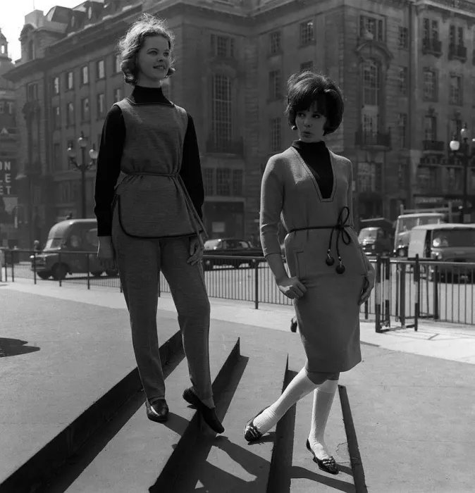 Framed Print : Teenage Fashion in the sixties Two young girls standing on steps in the street Framed Print : Teenage Fashion in the sixties Two young girls standing on steps in the street