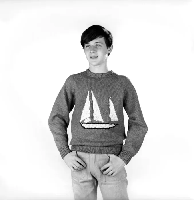 Framed Print : Teenager wearing a Chichester sweaters in celebration of Sir Francis Chichester round