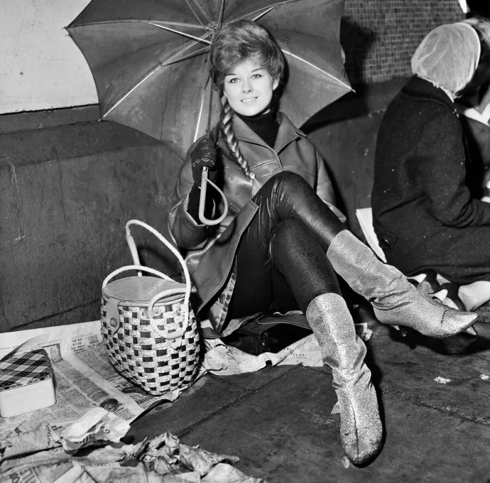 Framed Print : Teenagers queuing in the rain at The Majestic Ballroom, Birkenhead for tickets to see
