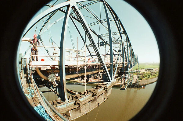 Tees Transporter Bridge, Middlesbrough, 27th June 1995. Painters from Deborah Services