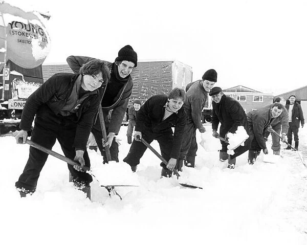 Teessiders use shovels to dig themselves out of the snow. Middlesbrough
