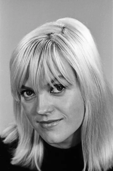 Framed Print : Television compere Annie Nightingale in the Daily Mirror studios. 12th September 1965 Framed Print : Television compere Annie Nightingale in the Daily Mirror studios. 12th September 1965