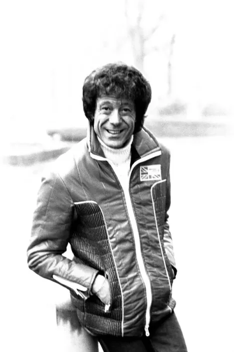 Framed Print : Television entertainer Lionel Blair on tour on 21st February 1980 Framed Print : Television entertainer Lionel Blair on tour on 21st February 1980