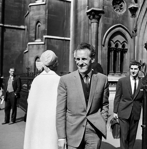 Television presenter Bruce Forsyth outside the High Court after coming to an agreement